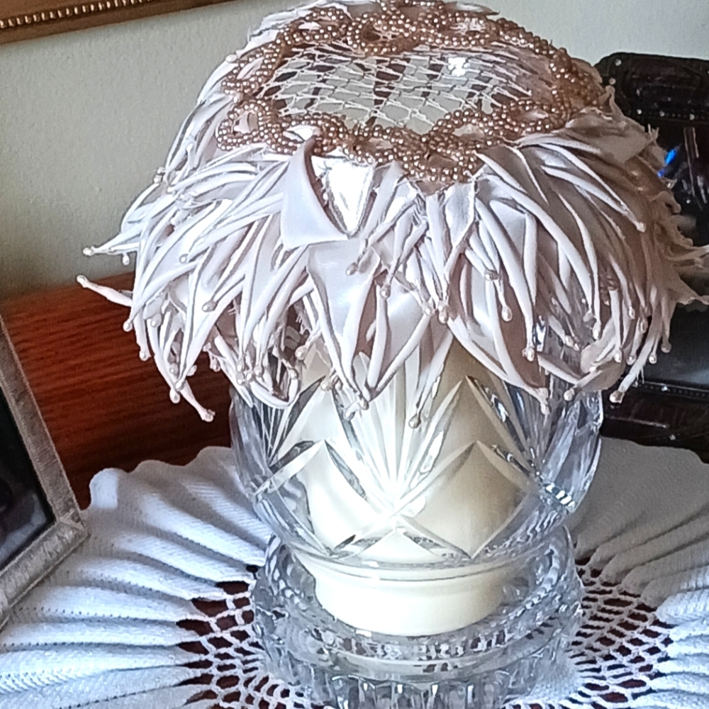 STRIKING, 1930s VTG BRIDAL HAT BY " STYLE HAT SHOPPE", MILWAUKEE AVE., CHICAGO!